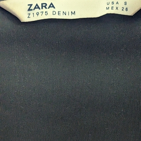 ZARA Black Velour Quarter Zip Size Small GUC - Picture 3 of 4
